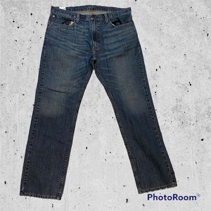 Levi blue jeans whiskered faded 36 straight high rise